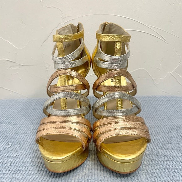 MICHAEL Michael Kors Maddie Platform Heels - Picture 8 of 16